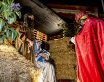 4º escena: Adoración del portal de Belén 